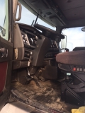 2012T800daycab-4
